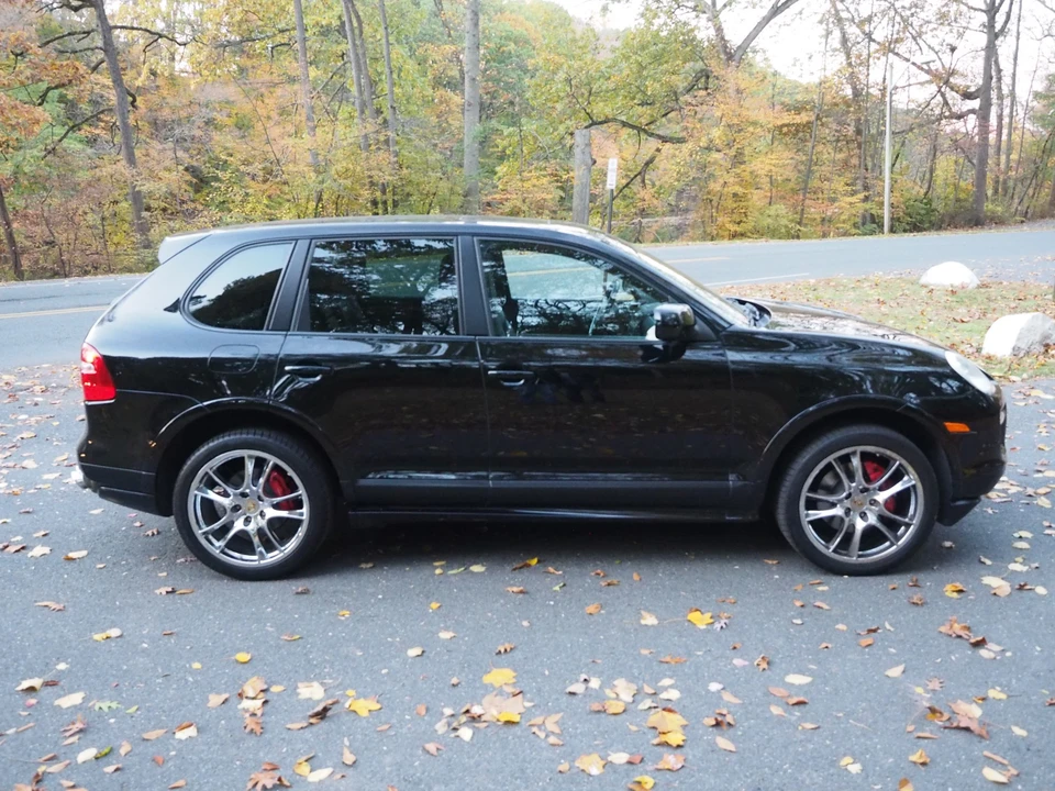 2009 Porsche 955/957 Cayenne GTS - Image 13 of 31