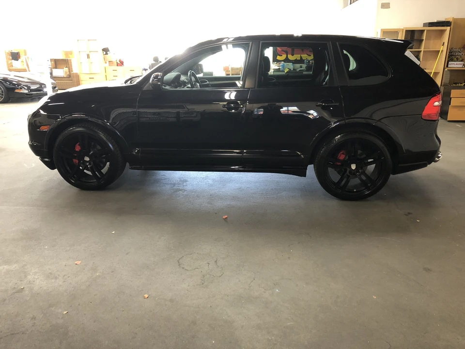 2009 Porsche 955/957 Cayenne GTS - Image 14 of 31