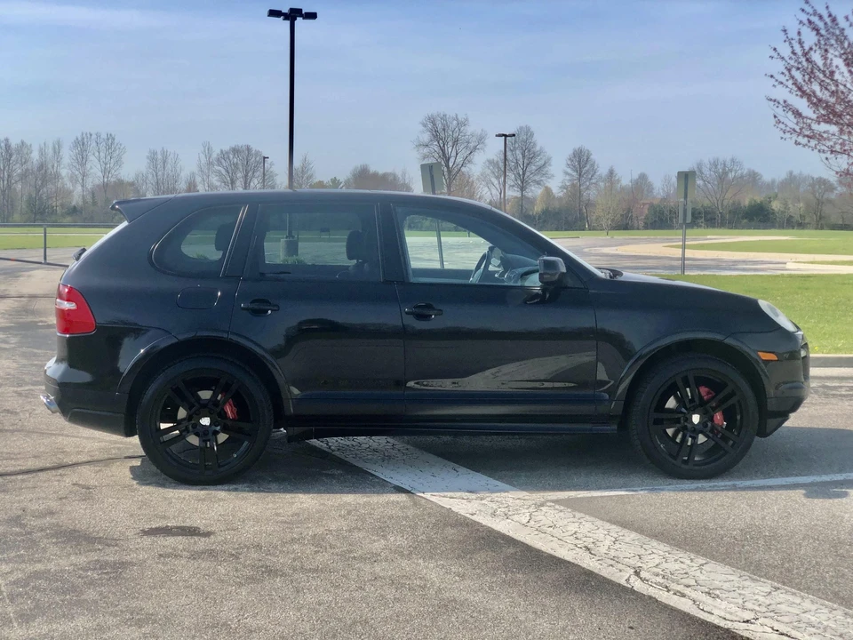 2009 Porsche 955/957 Cayenne GTS - Image 7 of 31