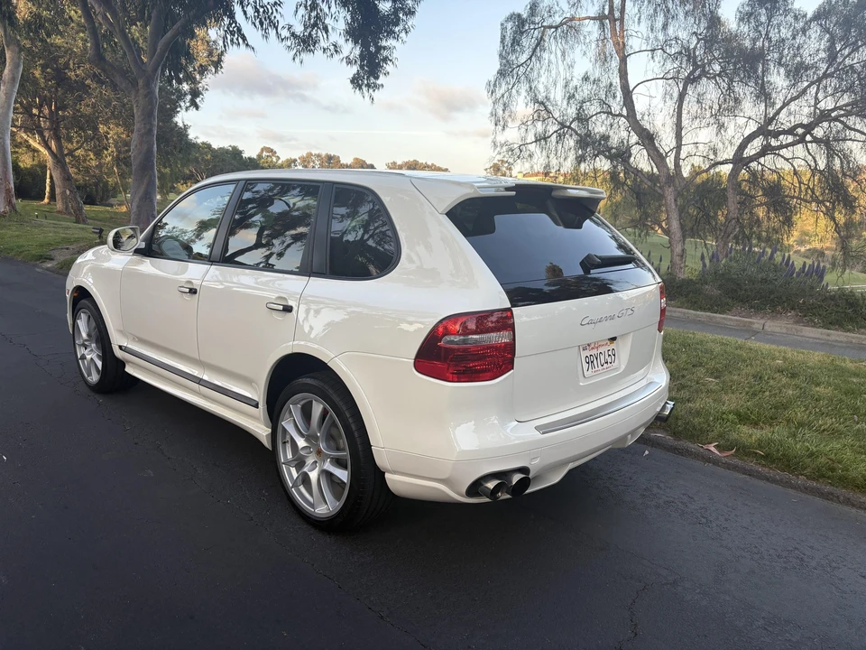 2009 Porsche 955/957 Cayenne GTS - Image 13 of 31