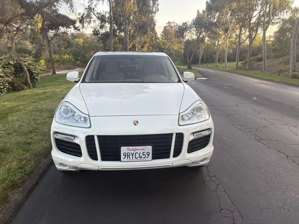 2009 Porsche 955/957 Cayenne GTS - Image 16 of 31