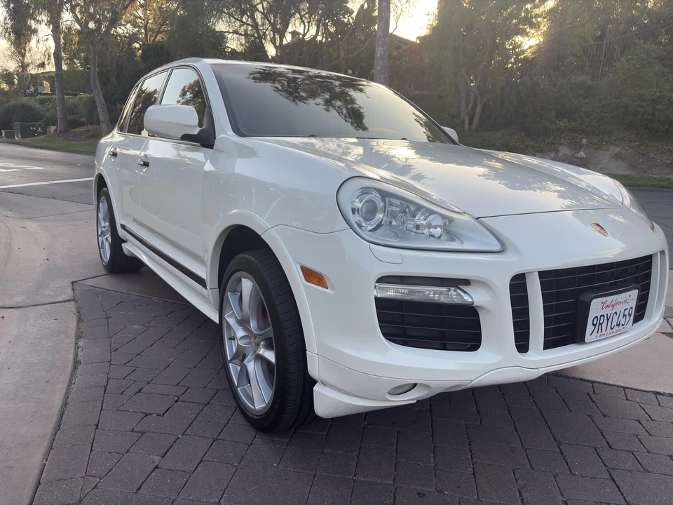 2009 Porsche 955/957 Cayenne GTS - Image 27 of 31