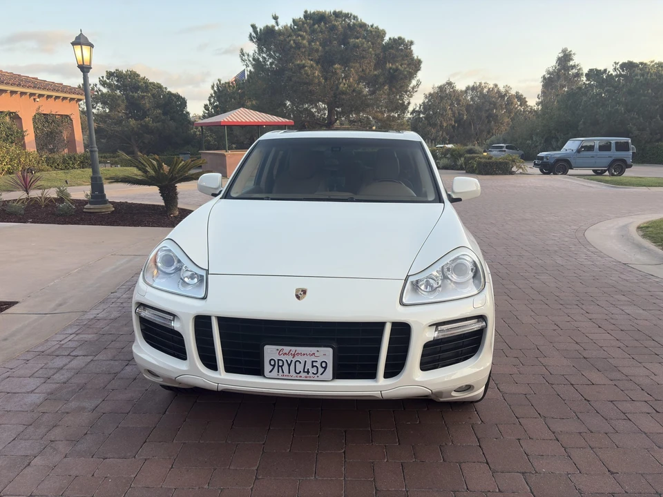 2009 Porsche 955/957 Cayenne GTS - Image 26 of 31