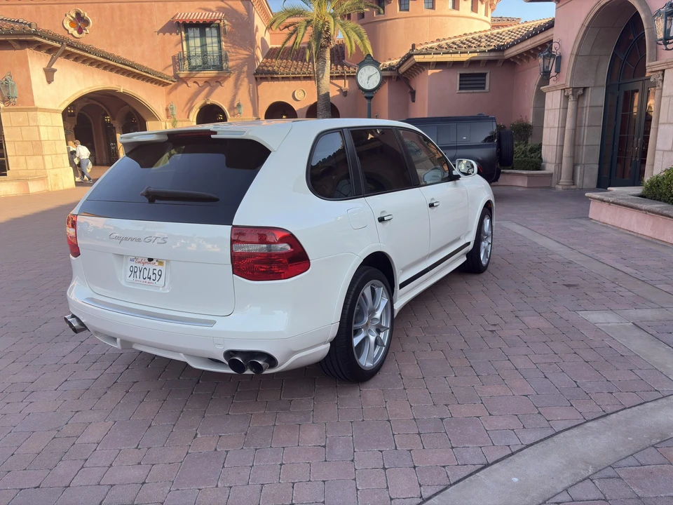 2009 Porsche 955/957 Cayenne GTS - Image 10 of 31