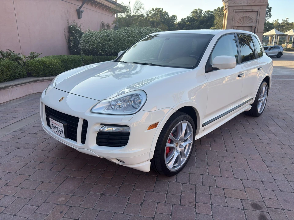 2009 Porsche 955/957 Cayenne GTS - Image 3 of 31