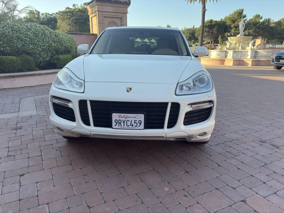 2009 Porsche 955/957 Cayenne GTS - Image 5 of 31