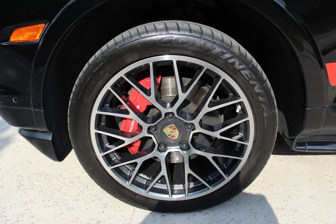 2009 Porsche 955/957 Cayenne GTS - Image 17 of 31