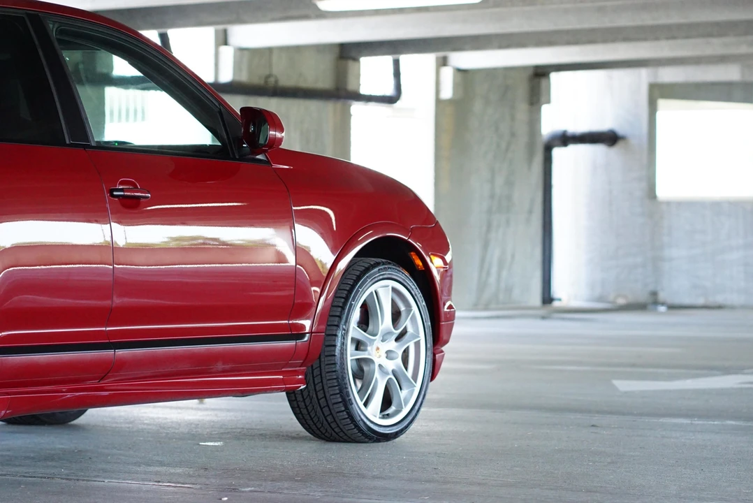 2009 Porsche 955/957 Cayenne GTS - Image 18 of 31