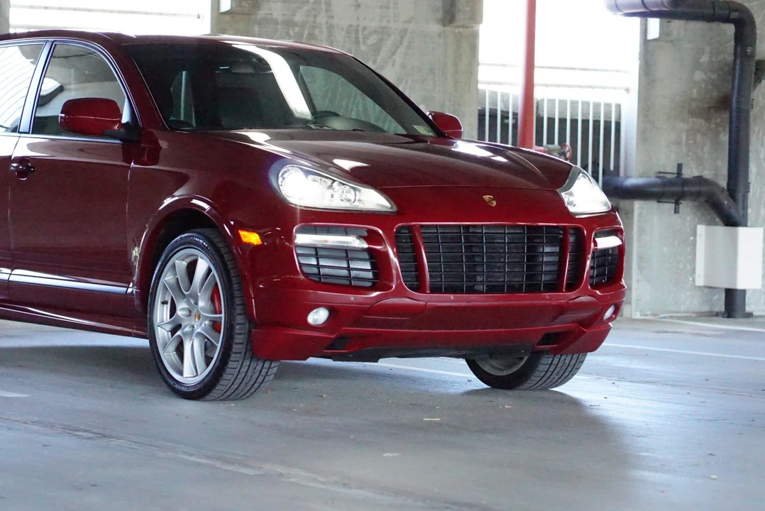 2009 Porsche 955/957 Cayenne GTS - Image 12 of 31