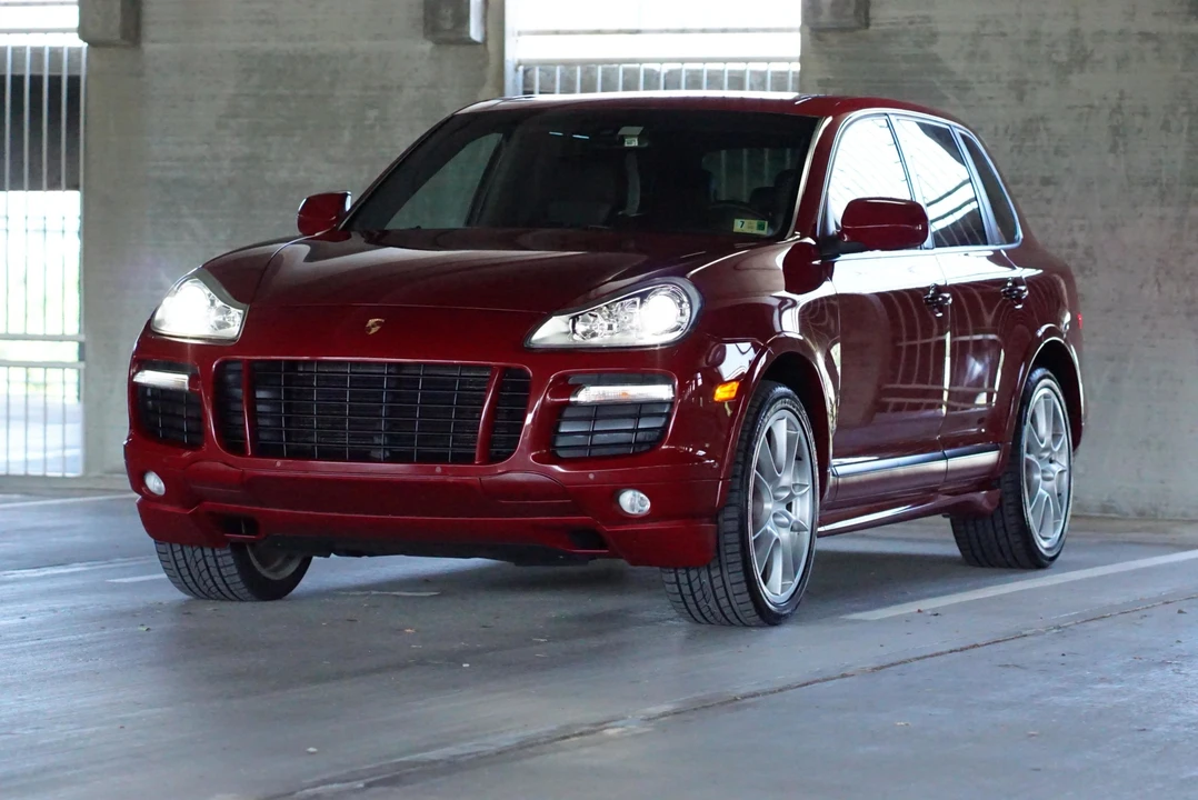 2009 Porsche 955/957 Cayenne GTS - Image 2 of 31