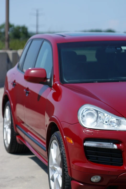 2009 Porsche 955/957 Cayenne GTS - Image 30 of 31