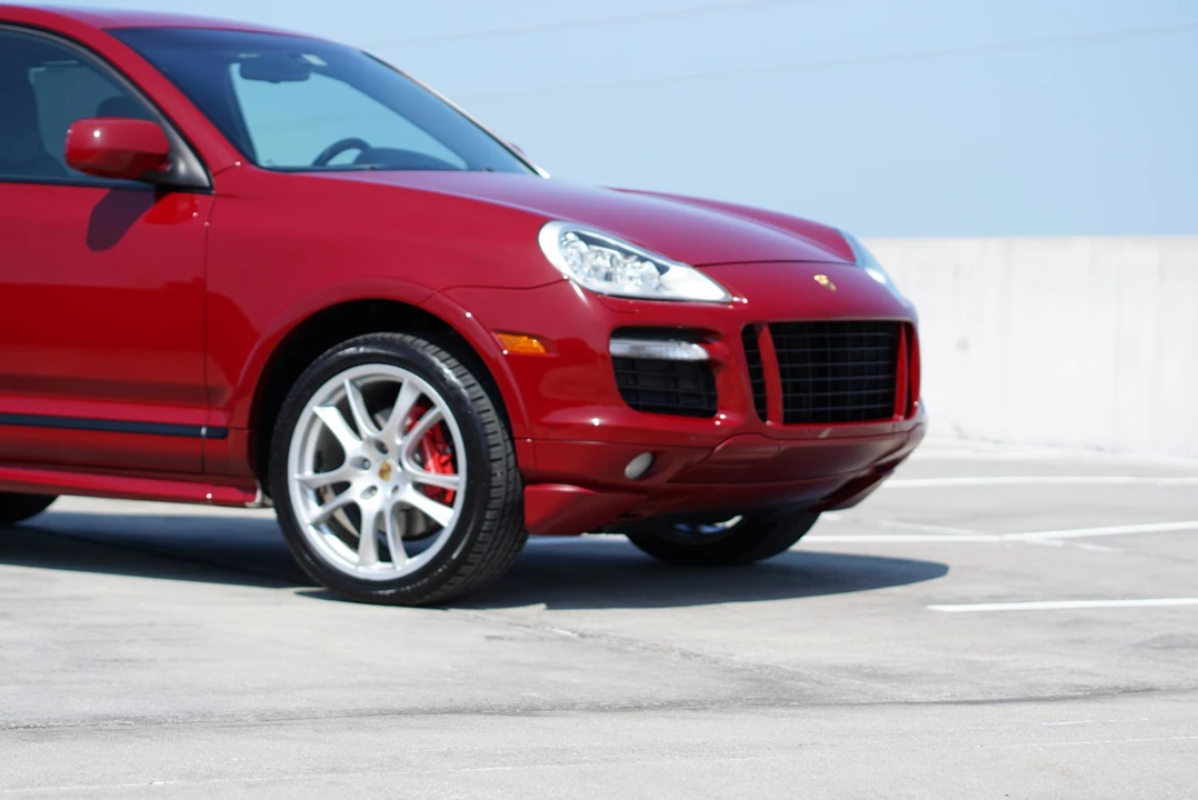 2009 Porsche 955/957 Cayenne GTS - Image 27 of 31