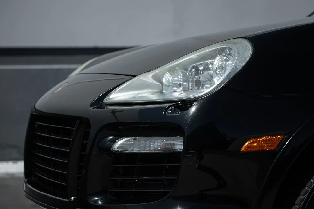 2009 Porsche 955/957 Cayenne GTS - Image 9 of 31