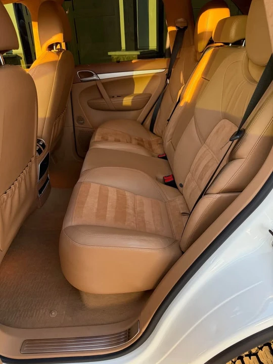 2009 Porsche 955/957 Cayenne GTS - Image 11 of 20