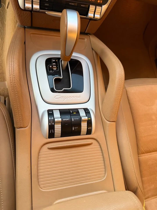 2009 Porsche 955/957 Cayenne GTS - Image 16 of 20