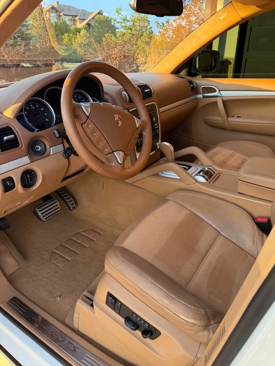 2009 Porsche 955/957 Cayenne GTS - Image 10 of 20
