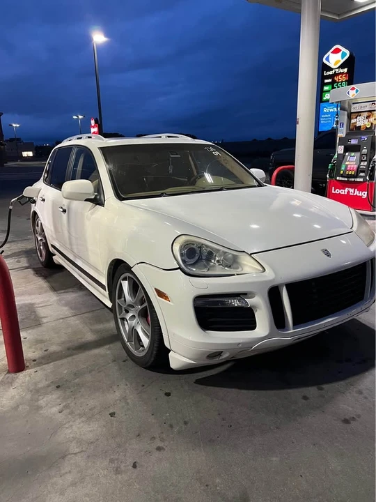 2009 Porsche 955/957 Cayenne GTS - Image 3 of 3