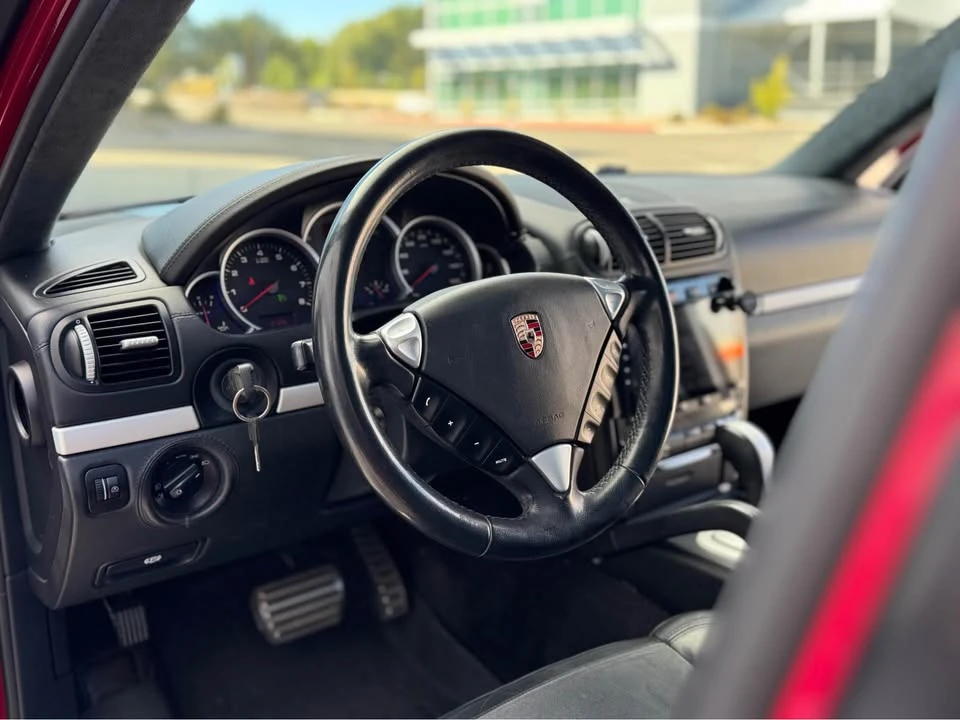2009 Porsche 955/957 Cayenne GTS - Image 12 of 18