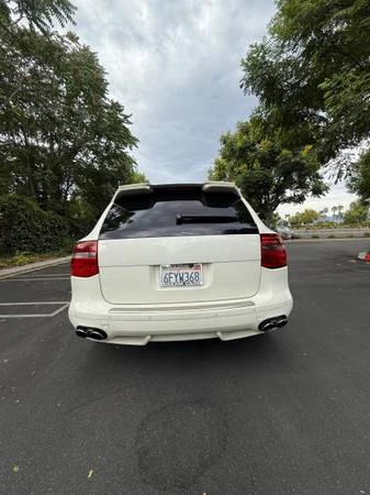 2009 Porsche 955/957 Cayenne GTS - Image 8 of 21