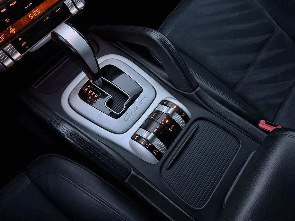 2009 Porsche 955/957 Cayenne GTS - Image 21 of 24