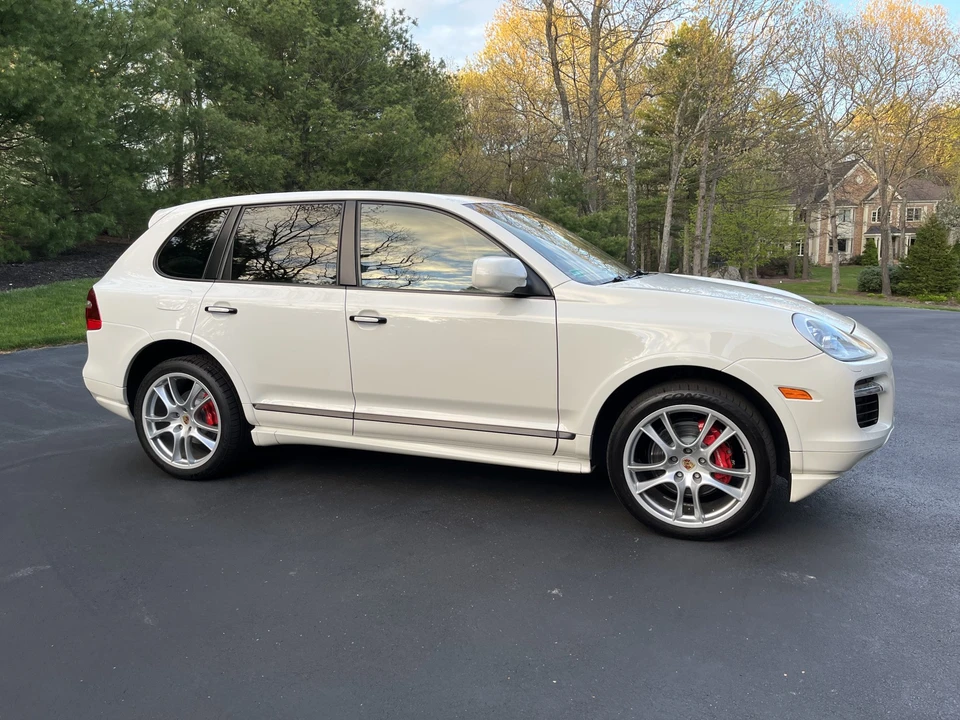 2009 Porsche 955/957 Cayenne GTS - Image 21 of 31