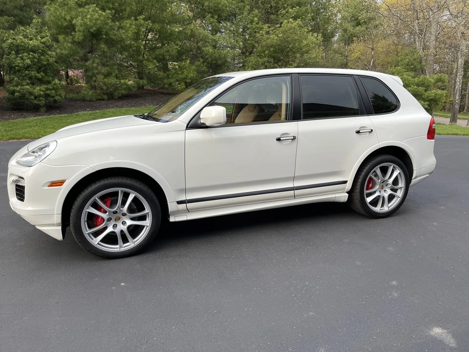 2009 Porsche 955/957 Cayenne GTS - Image 6 of 31