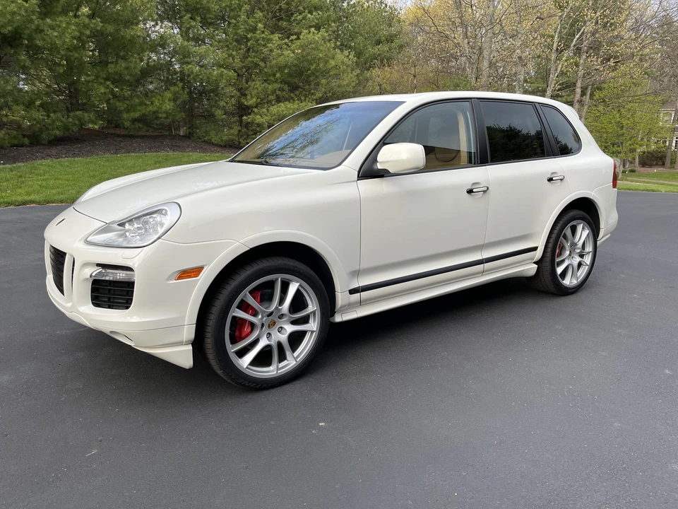 2009 Porsche 955/957 Cayenne GTS - Image 5 of 31