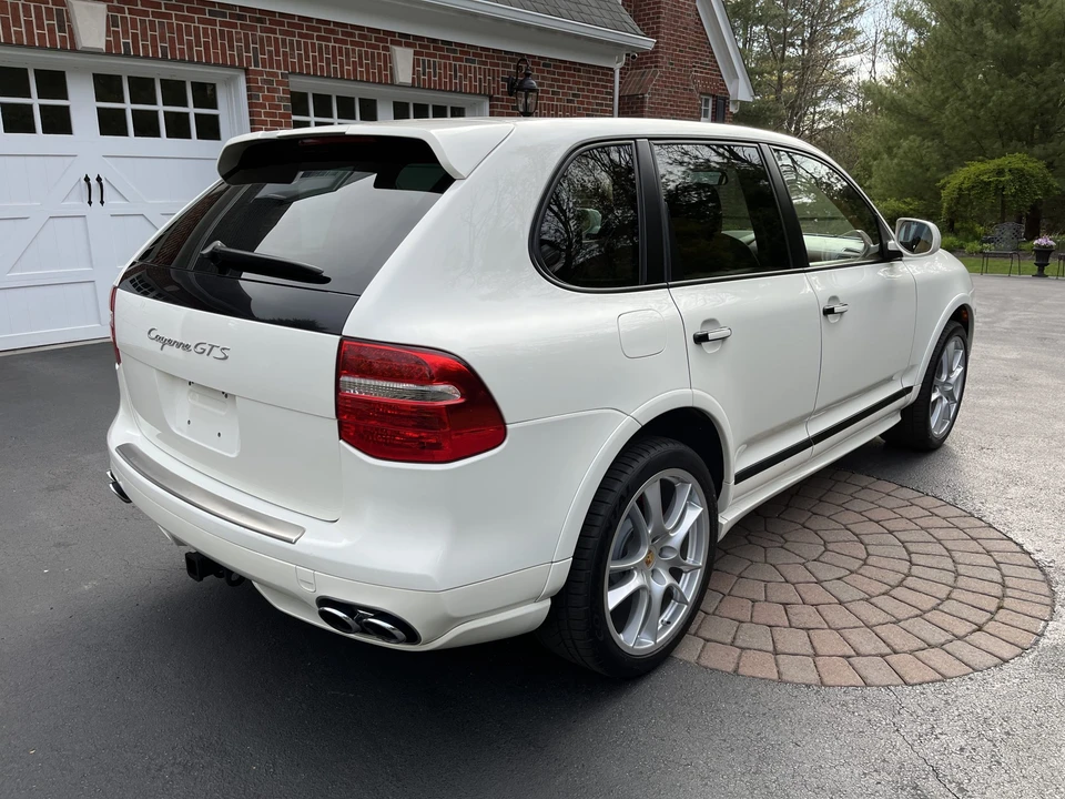 2009 Porsche 955/957 Cayenne GTS - Image 15 of 31