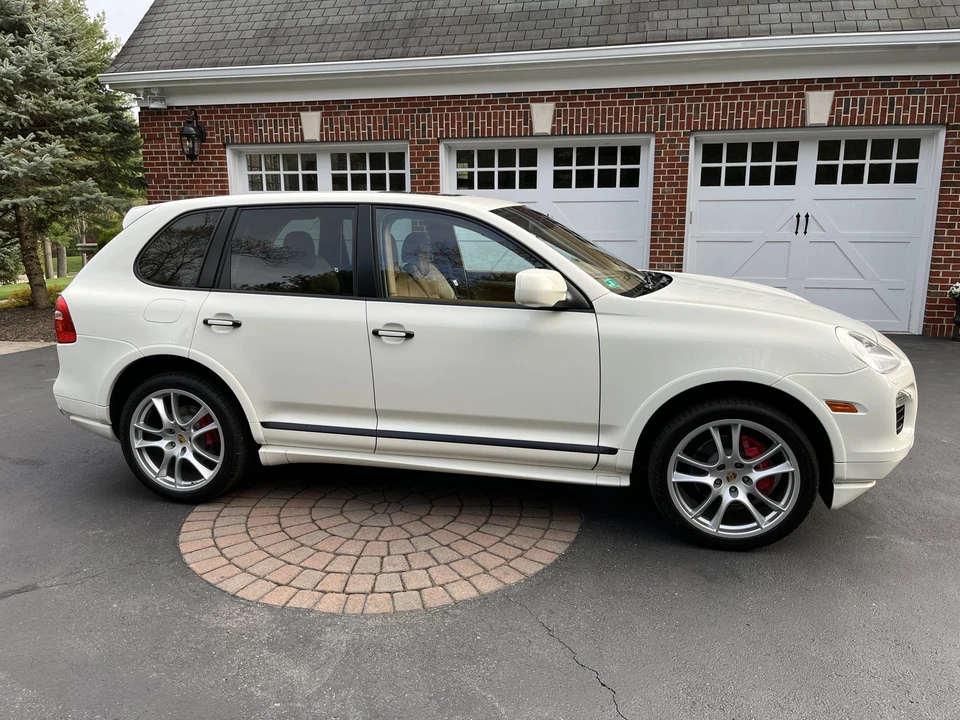 2009 Porsche 955/957 Cayenne GTS - Image 19 of 31
