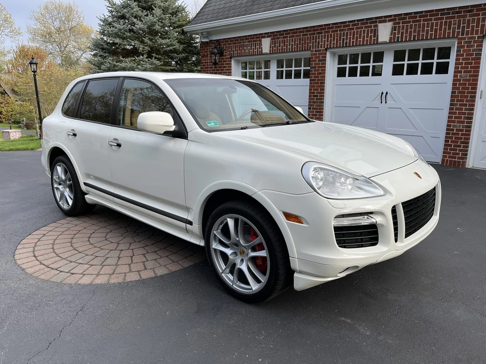 2009 Porsche 955/957 Cayenne GTS - Image 27 of 31