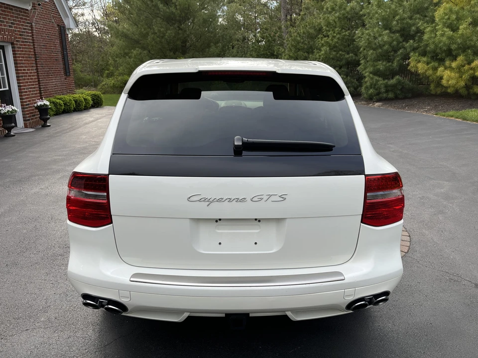 2009 Porsche 955/957 Cayenne GTS - Image 13 of 31