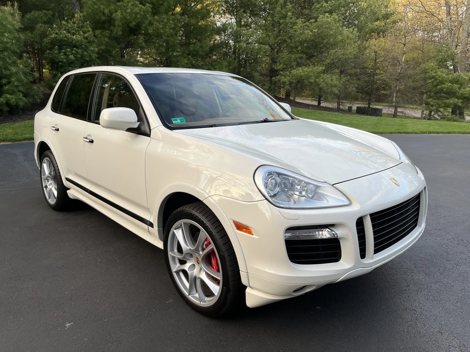 2009 Porsche 955/957 Cayenne GTS - Image 30 of 31