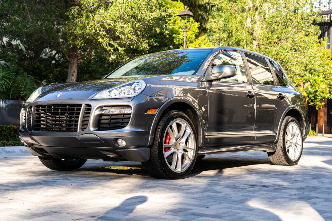 2009 Porsche 955/957 Cayenne GTS - Image 2 of 31