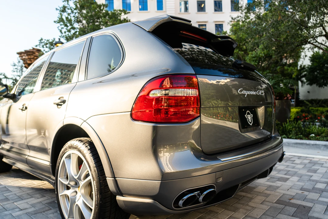 2009 Porsche 955/957 Cayenne GTS - Image 15 of 31