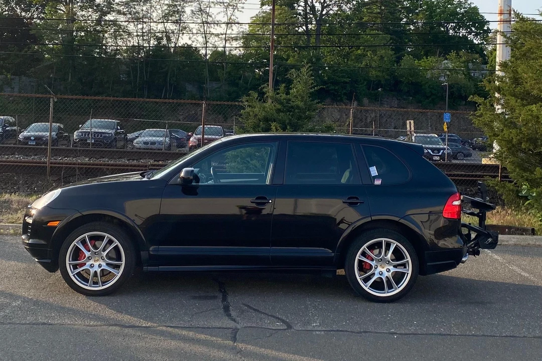 2009 Porsche 955/957 Cayenne GTS - Image 10 of 31