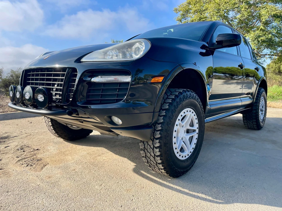 2009 Porsche 955/957 Cayenne GTS - Image 9 of 31