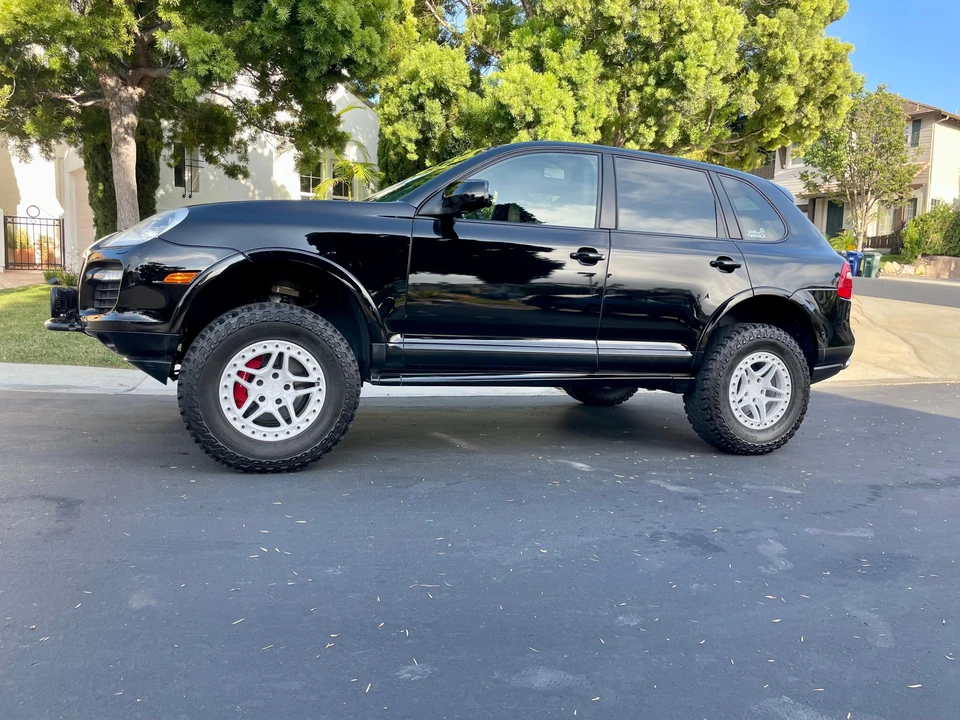 2009 Porsche 955/957 Cayenne GTS - Image 11 of 31