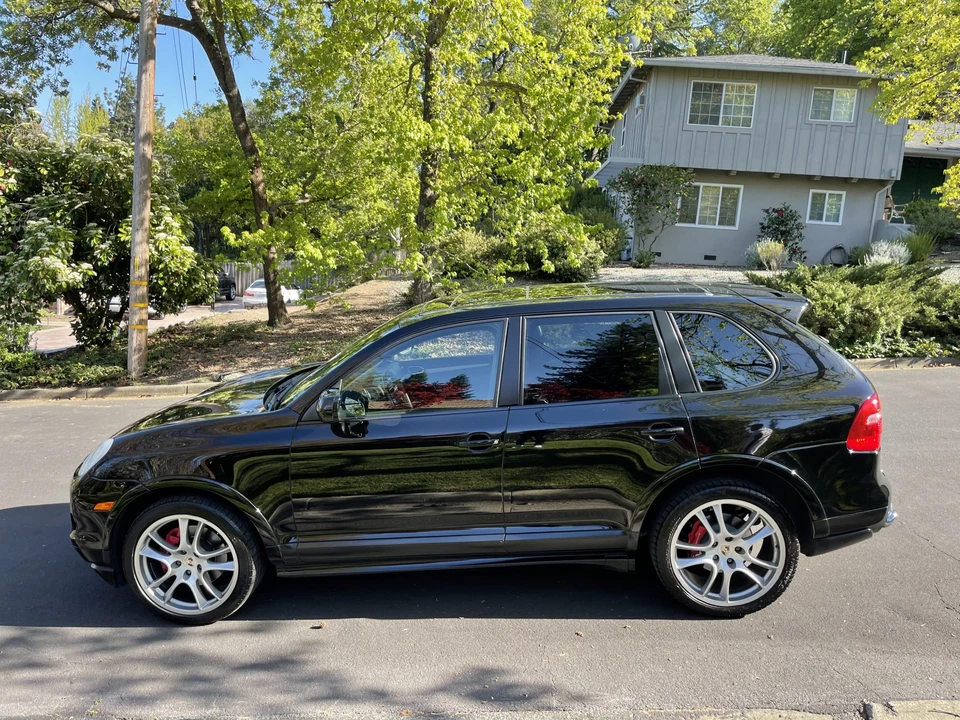 2009 Porsche 955/957 Cayenne GTS - Image 3 of 31