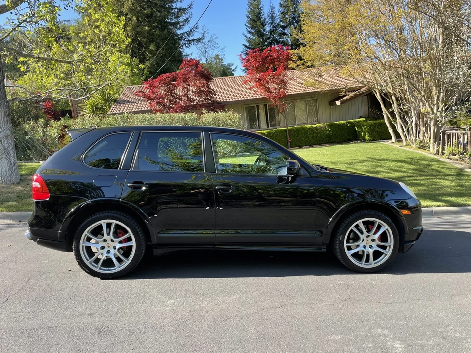 2009 Porsche 955/957 Cayenne GTS - Image 11 of 31