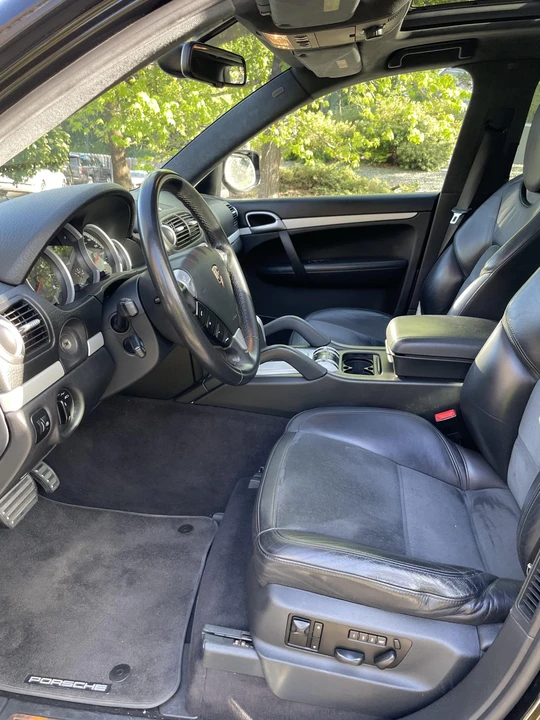 2009 Porsche 955/957 Cayenne GTS - Image 23 of 31