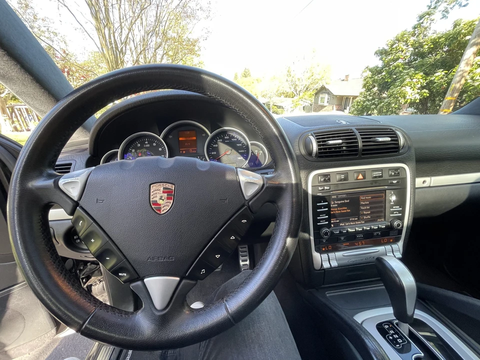 2009 Porsche 955/957 Cayenne GTS - Image 24 of 31