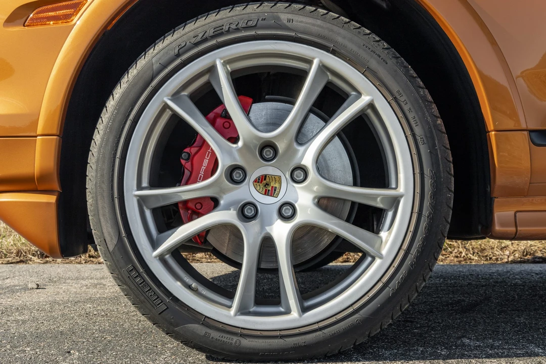 2009 Porsche 955/957 Cayenne GTS - Image 26 of 31