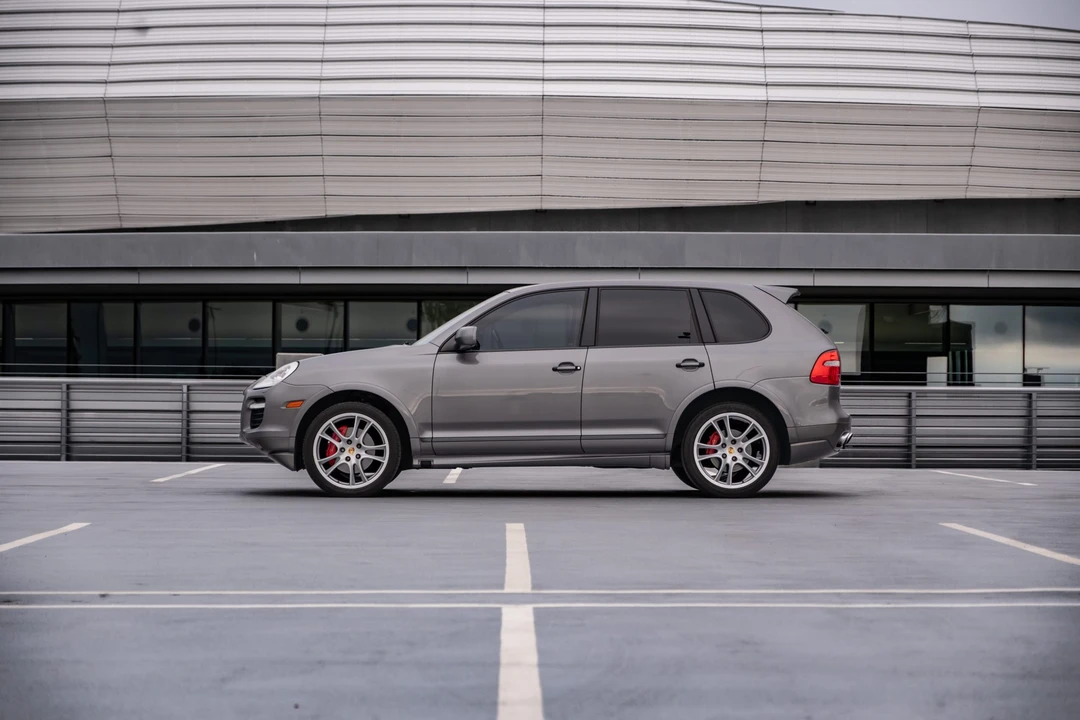 2009 Porsche 955/957 Cayenne GTS - Image 9 of 31