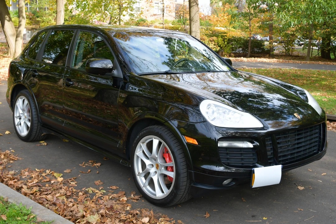 2009 Porsche 955/957 Cayenne GTS - Image 9 of 31