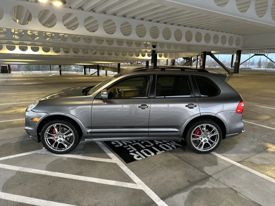 2009 Porsche 955/957 Cayenne GTS - Image 25 of 31