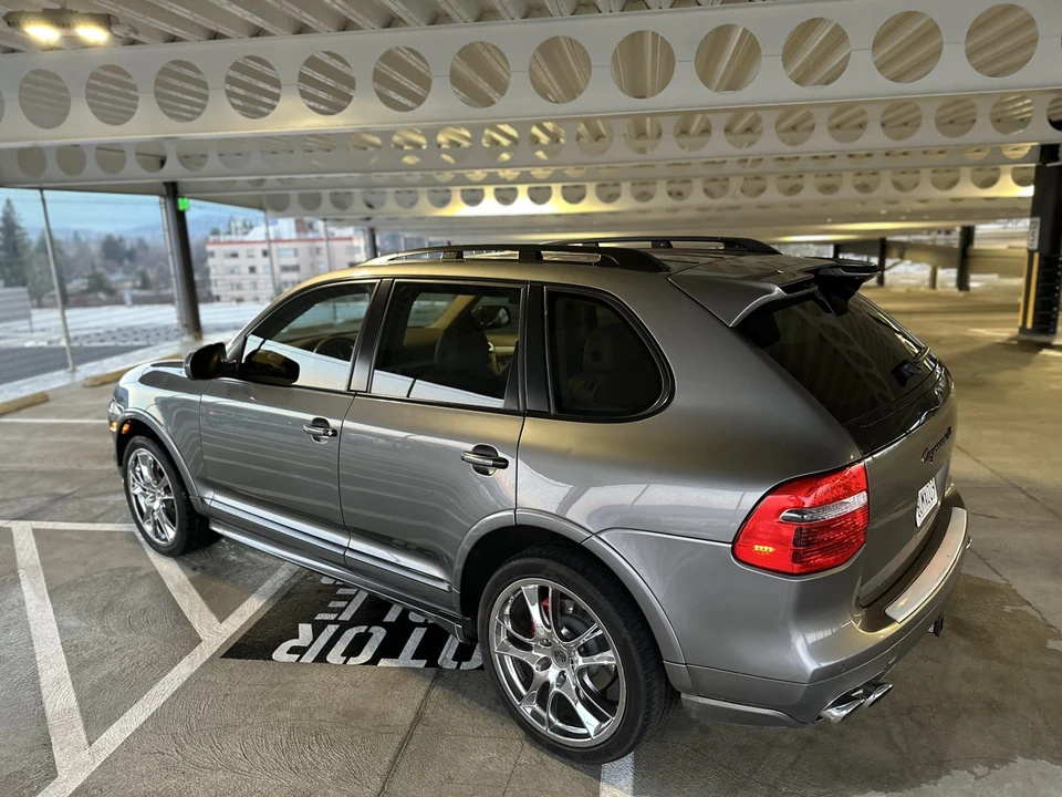 2009 Porsche 955/957 Cayenne GTS - Image 21 of 31