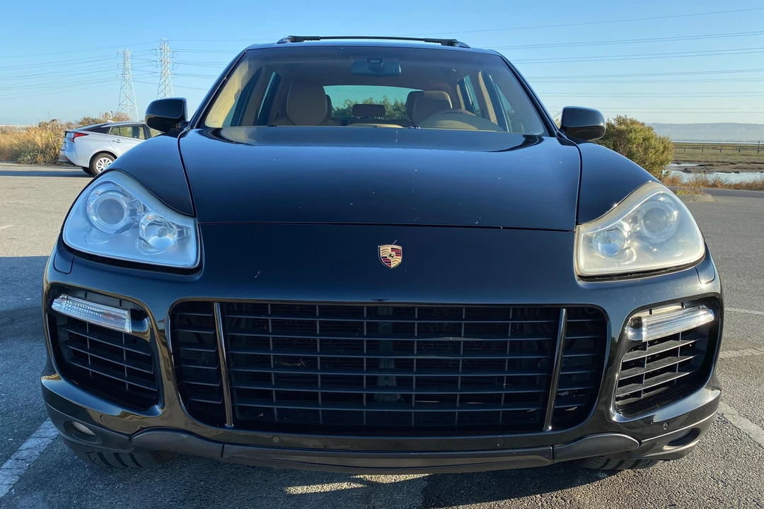 2009 Porsche 955/957 Cayenne GTS - Image 2 of 31