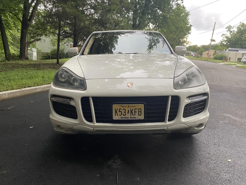 2009 Porsche 955/957 Cayenne GTS - Image 6 of 31