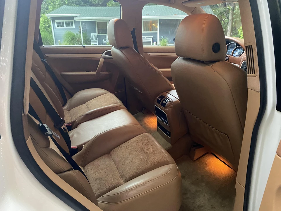 2009 Porsche 955/957 Cayenne GTS - Image 30 of 31