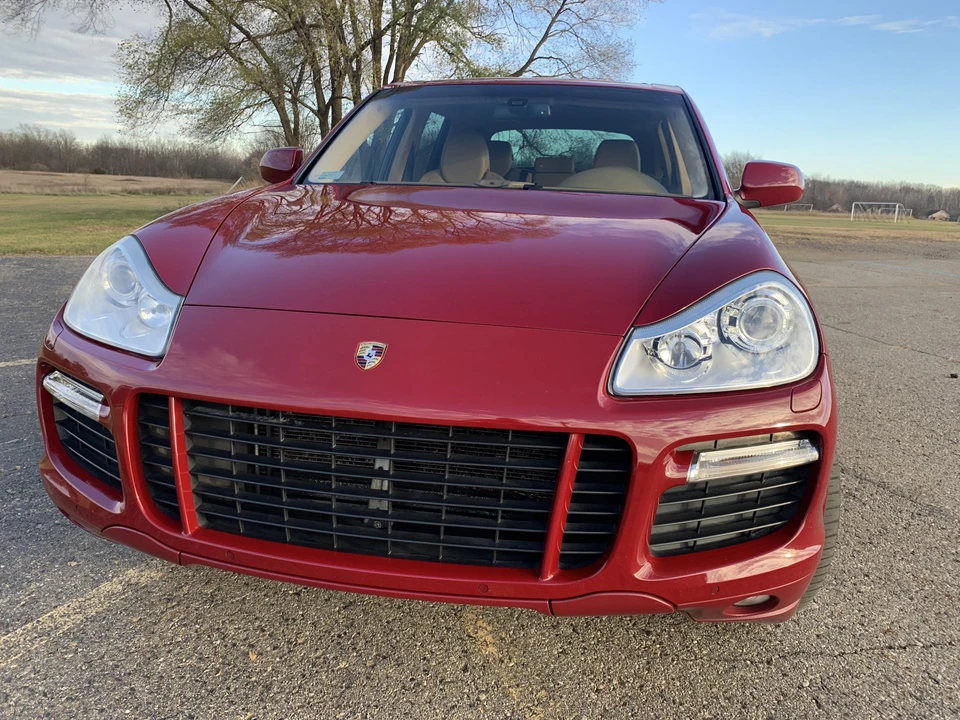 2009 Porsche 955/957 Cayenne GTS - Image 2 of 31